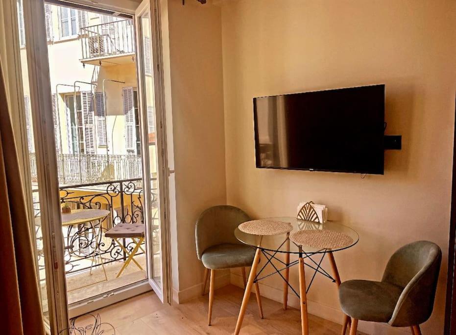 Massena Street, 2 Rooms Balcony Nice Exterior photo